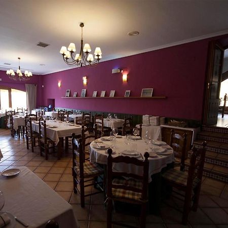 La Hosteria De Oropesa Exterior photo